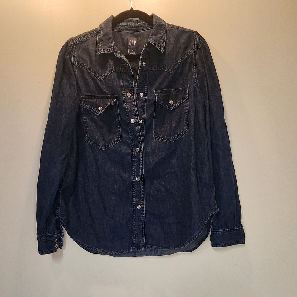 Gap denim button up